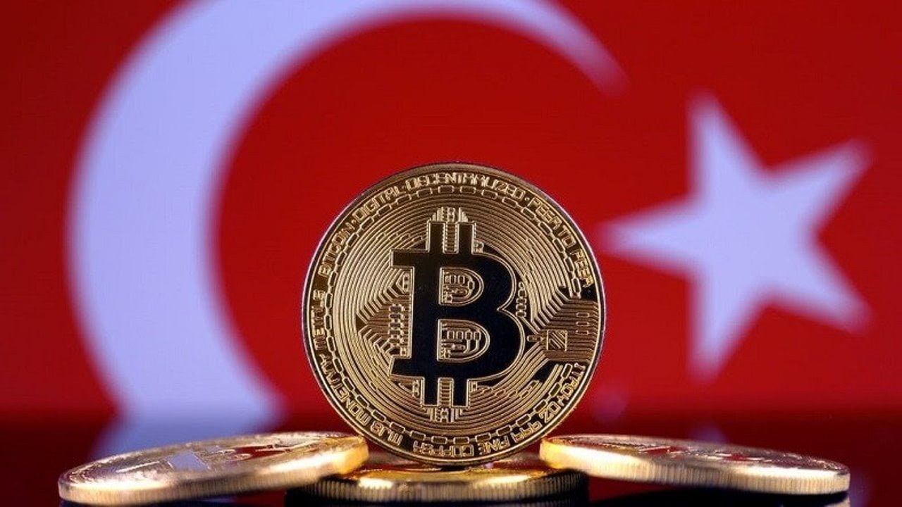 Türk Bitcoin Yatırımcıları, Kabine Toplantısından Çıkacak Kararı Bekliyor!
